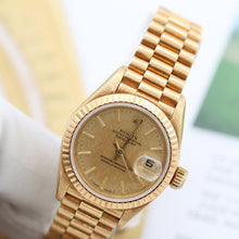 Załaduj obraz do przeglądarki galerii, Rolex Lady Datejust ref. 69178 Champagne Linen Dial