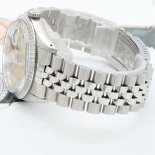 Bild in Galerie-Viewer laden, Rolex Datejust ref. 16030 - Jubilee Bracelet - Champagne Buckley Dial