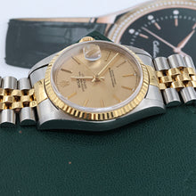 Bild in Galerie-Viewer laden, Rolex Datejust 36 ref. 16233 Champagne dial (V4) - Jubilee Bracelet - Full Set
