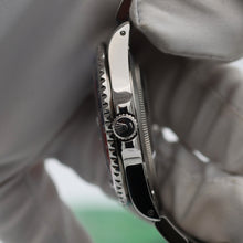Charger l'image dans la galerie, Rolex GMT-Master ref. 16700 - Pepsi Bezel - Full Set