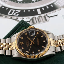 Bild in Galerie-Viewer laden, Rolex Datejust ref. 16013 -Steel/Gold - Black Diamonds Dial - Jubilee