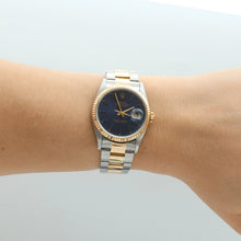 Załaduj obraz do przeglądarki galerii, Rolex Datejust 36 ref. 16233 Blue Soleil dial - Oyster Bracelet - Full Set