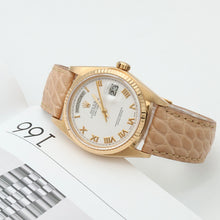 Kép betöltése a galériamegjelenítőbe: Rolex Day-Date ref. 18038 White Roman Dial - Leather strap