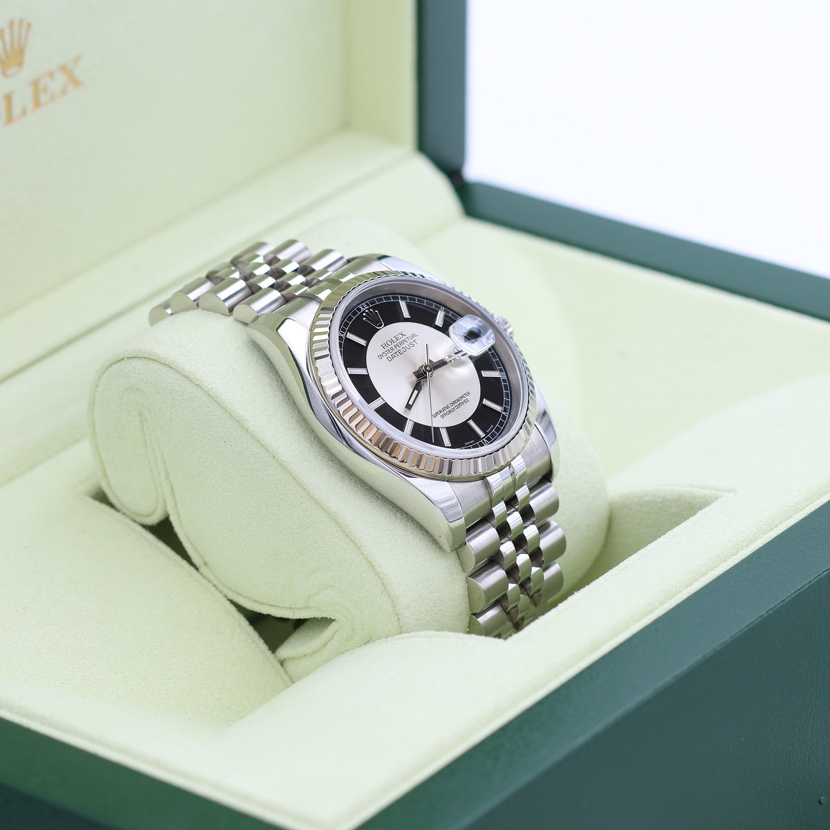 Buy Watch Rolex Datejust ref. 116234 Tuxedo Silver / Black Dial