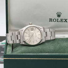 Carica l'immagine nel visualizzatore di Gallery, Rolex Oyster Perpetual Date ref. 1500 - Silver dial (V III)
