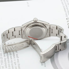 Carica l'immagine nel visualizzatore di Gallery, Rolex Oyster Perpetual Date ref. 1500 - Silver dial (V III)