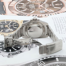 Załaduj obraz do przeglądarki galerii, ON SALE: Rolex Submariner No Date ref. 114060 Oyster bracelet - Full Set