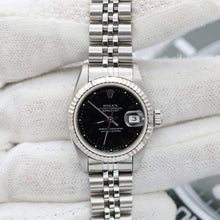 Załaduj obraz do przeglądarki galerii, Rolex Lady-Datejust ref. 69174 - Black Dial Jubilee bracelet