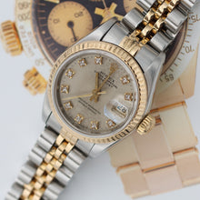 Załaduj obraz do przeglądarki galerii, Rolex Datejust Lady ref. 69173 Steel/Gold - Grey Millennary Diamonds Dial - Full Set
