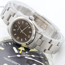 Cargar imagen en el visor de la galería, Rolex Oyster Perpetual Ref. 67480 - Black 3-6-9 Dial - Oyster - Full Set