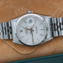 Cargar imagen en el visor de la galería, Rolex Datejust 36 ref. 16234 Silver Linen Dial - Jubilee - Full Set