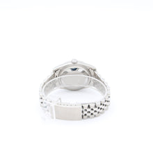 Załaduj obraz do przeglądarki galerii, Rolex ref. 16220 Blue Dial Jubilee Bracelet