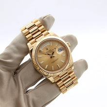 Load image into Gallery viewer, Rolex Day-Date 40 ref. 228238 "The President" - Champagne Dial - Full Set