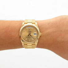 Load image into Gallery viewer, Rolex Day-Date 40 ref. 228238 "The President" - Champagne Dial - Full Set
