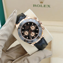 Załaduj obraz do przeglądarki galerii, Rolex Daytona ref. 116515 Black dial with pink subdials - Rubber-B strap - Full Set