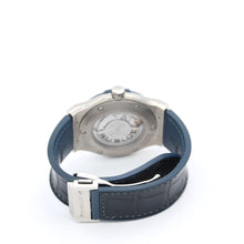 Bild in Galerie-Viewer laden, Hublot Classic Fusion Blue Ref. 542.NX.7170.RX - 42 mm Titangehäuse