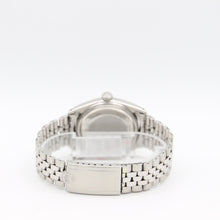 Załaduj obraz do przeglądarki galerii, Rolex Datejust ref. 1601 - Grey "Ghost" Dial - Jubilee bracelet