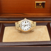 Load image into Gallery viewer, Rolex Day-Date 36 ref. 18038 - White Roman dial