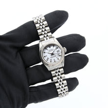 Załaduj obraz do przeglądarki galerii, Rolex Lady-Datejust ref. 69174 - White Roman Small (Lines) Dial Jubilee bracelet - Full Set