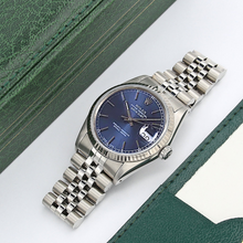 Load image into Gallery viewer, Rolex Datejust 36 ref. 16234 Blue Soleil Circle Hours Dial - Full Set