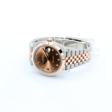 Charger l'image dans la galerie, Rolex Datejust ref. 126301 Chocolate Diamonds Dial Jubilee bracelet - Full Set