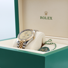 Bild in Galerie-Viewer laden, Rolex Datejust Ref. 126333 Champagner -Motiv -Jubiläumsarmband - Voller Set