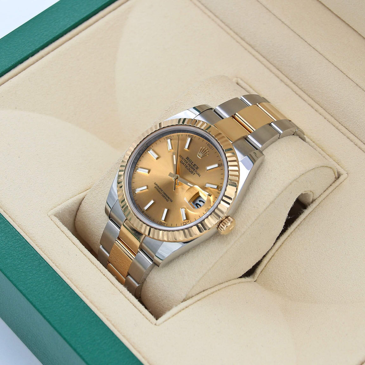 Rolex Datejust ref. 126333 Champagne Dial Oyster bracelet Full