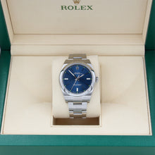 Bild in Galerie-Viewer laden, Rolex Oyster Perpetual ref. 114300 39 mm – blaues Zifferblatt – mit Rolex-Garantie