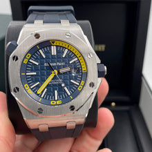Załaduj obraz do przeglądarki galerii, Audemars Piguet Royal Oak Offshore Diver Ref. 15710ST.OO.A027CA.01 - NEW
