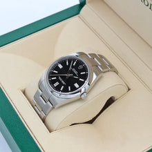 Załaduj obraz do przeglądarki galerii, Rolex Oyster Perpetual 41mm ref. 124300 Black Dial - Full Set