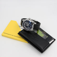 Cargar imagen en el visor de la galería, Breitling Galactic Unitime World Map ref. WB3510