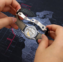 Załaduj obraz do przeglądarki galerii, Patek Philippe World Time ref. 5110G-001 - Full Set