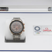 Load image into Gallery viewer, Omega Speedmaster Tokyo 2020 Green Bezel - ref. 522.20.42.30.06.001 – NEW Full Set