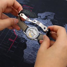 Załaduj obraz do przeglądarki galerii, Patek Philippe World Time ref. 5110G-001 - Full Set