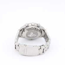 Bild in Galerie-Viewer laden, Omega Speedmaster Date Grey ref. 323.30.40.40.06.001