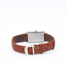 Załaduj obraz do przeglądarki galerii, Jaeger-LeCoultre Reverso Classic Medium ref. 252.8.08 Leather Strap