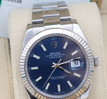 Carica l'immagine nel visualizzatore di Gallery, Rolex Datejust ref. 126334 Blue Dial Oyster bracelet - Full Set
