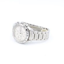 Załaduj obraz do przeglądarki galerii, Omega Speedmaster Date ref. 3513.30 - Silver Dial - with Warranty
