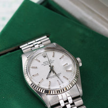 Załaduj obraz do przeglądarki galerii, Rolex Datejust 36 ref. 1601 - Linen Dial (V II) - Full Set
