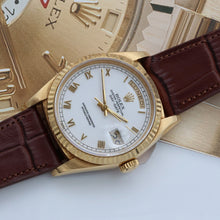 Load image into Gallery viewer, Rolex Day-Date ref. 18238 White Roman Dial - Leather Strap - Full Set
