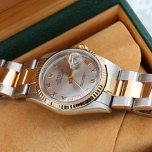 Cargar imagen en el visor de la galería, Rolex Datejust 36 ref. 16233 Grey Roman dial - Oyster Bracelet
