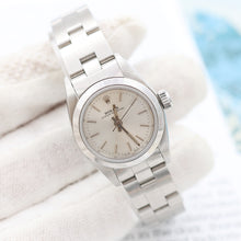 Load image into Gallery viewer, Rolex Oyster Perpetual ref. 67180 - Silver Dial - Oyster Bracelet
