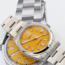 Load image into Gallery viewer, Rolex Oyster Perpetual 124300 - Yellow Dial - Full set

