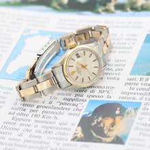 Załaduj obraz do przeglądarki galerii, Rolex Oyster Perpetual Lady Datejust ref. 6516 Silver Dial - Oyster
