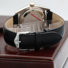 Cargar imagen en el visor de la galería, Rolex Day-Date 36 ref. 18039 Silver Dial - Leather Strap
