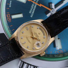 Carica l'immagine nel visualizzatore di Gallery, Rolex Day-Date ref. 18038  Champagne Diamonds Dial - Leather Strap
