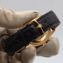 Carica l'immagine nel visualizzatore di Gallery, Rolex Day-Date ref. 18038  Champagne Diamonds Dial - Leather Strap
