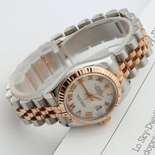 Carica l'immagine nel visualizzatore di Gallery, Rolex Lady Datejust ref. 179171 White Roman Dial - Jubilee Bracelet
