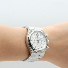 Load image into Gallery viewer, Vacheron Constantin Overseas 42mm Ref. 49150/B01A - Full Set
