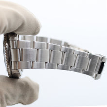 Load image into Gallery viewer, Rolex GMT Master II 16710 - Pepsi Bezel "Swiss Made" - Full Set
